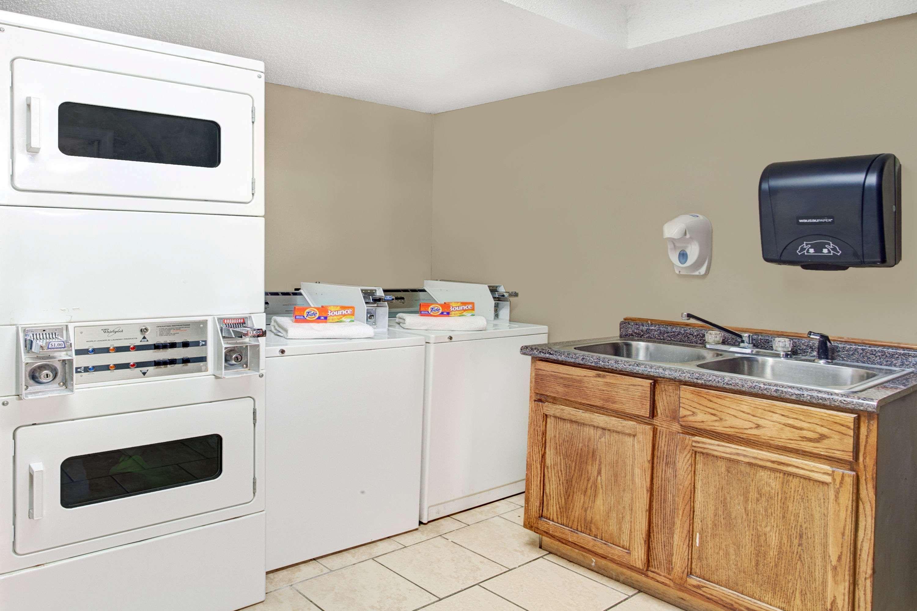 Super 8 By Wyndham West Memphis Hotel Luaran gambar